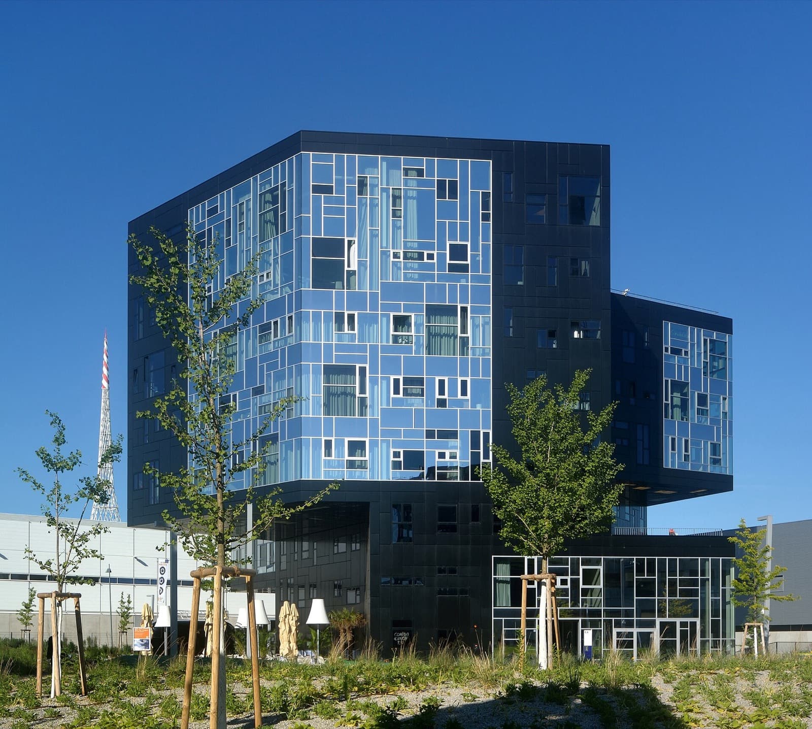 Escola Secundária Camões Escola Secundária Camões campus in Lisbon, Portugal