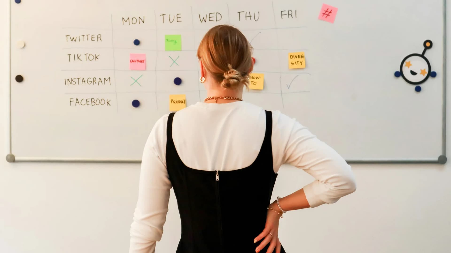 Requirements framework for timetables and attendance Illustrative school scene for Requirements framework for timetables and attendance
