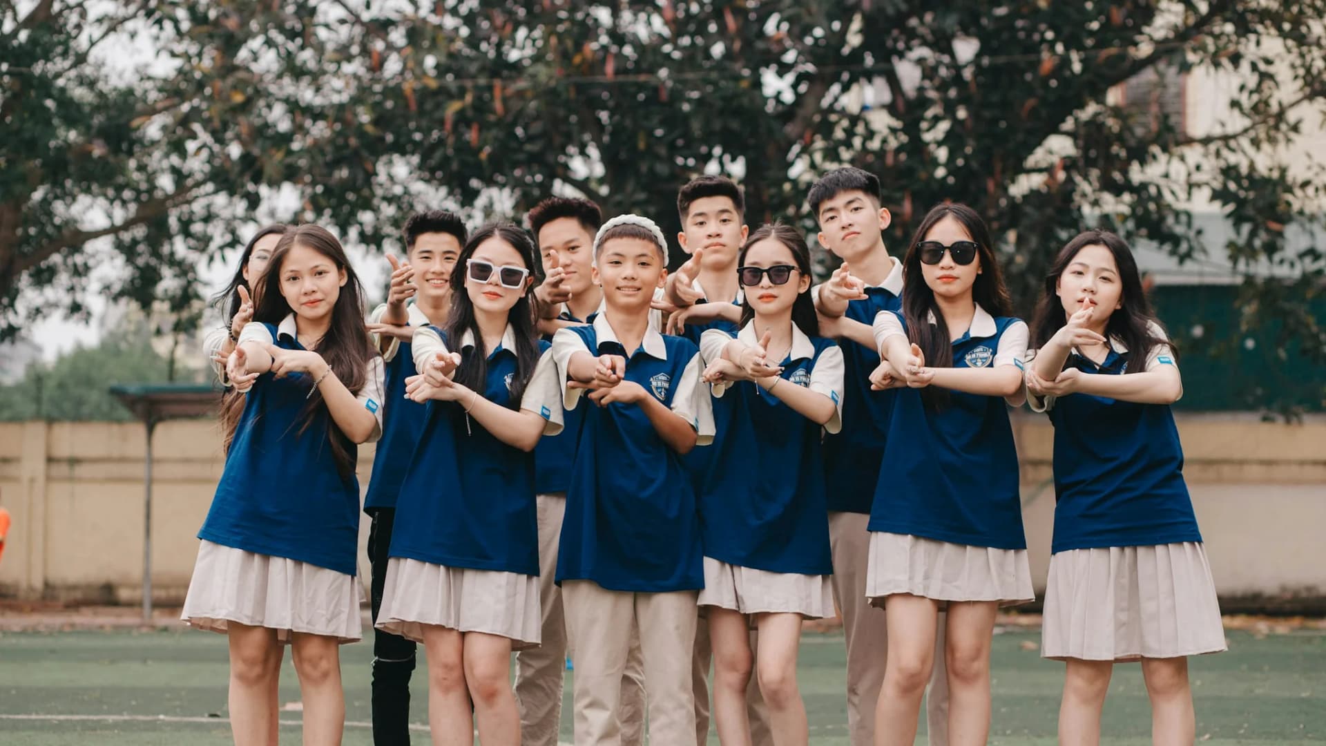 What a weekly review of fees, payments, and school accounting Illustrative school scene for What a weekly review of fees, payments, and school accounting