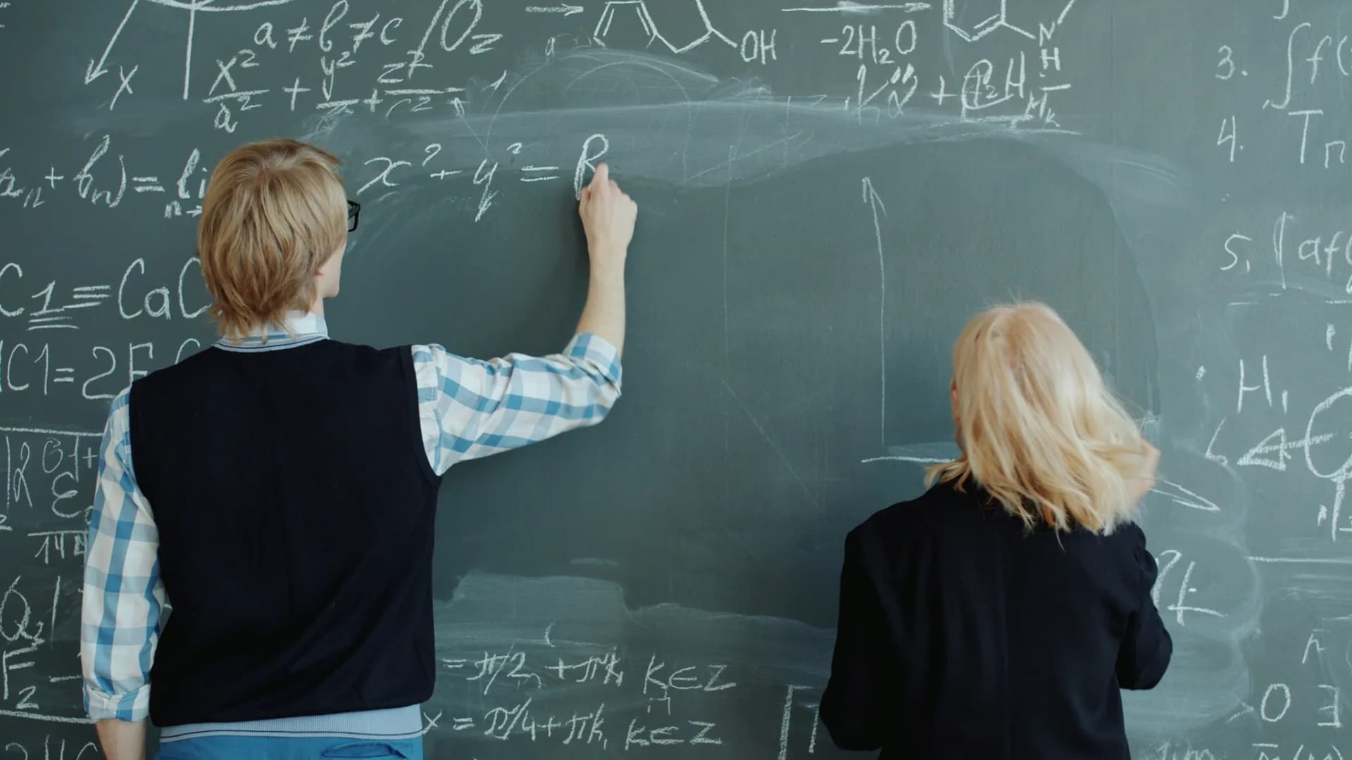 What to measure after launching timetables and attendance Illustrative school scene for What to measure after launching timetables and attendance