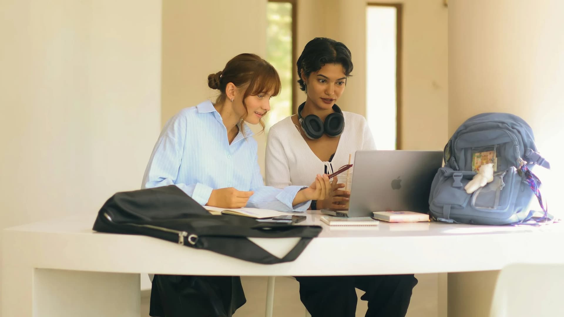 How a registrar can protect timetables and attendance Illustrative school scene for How a registrar can protect timetables and attendance