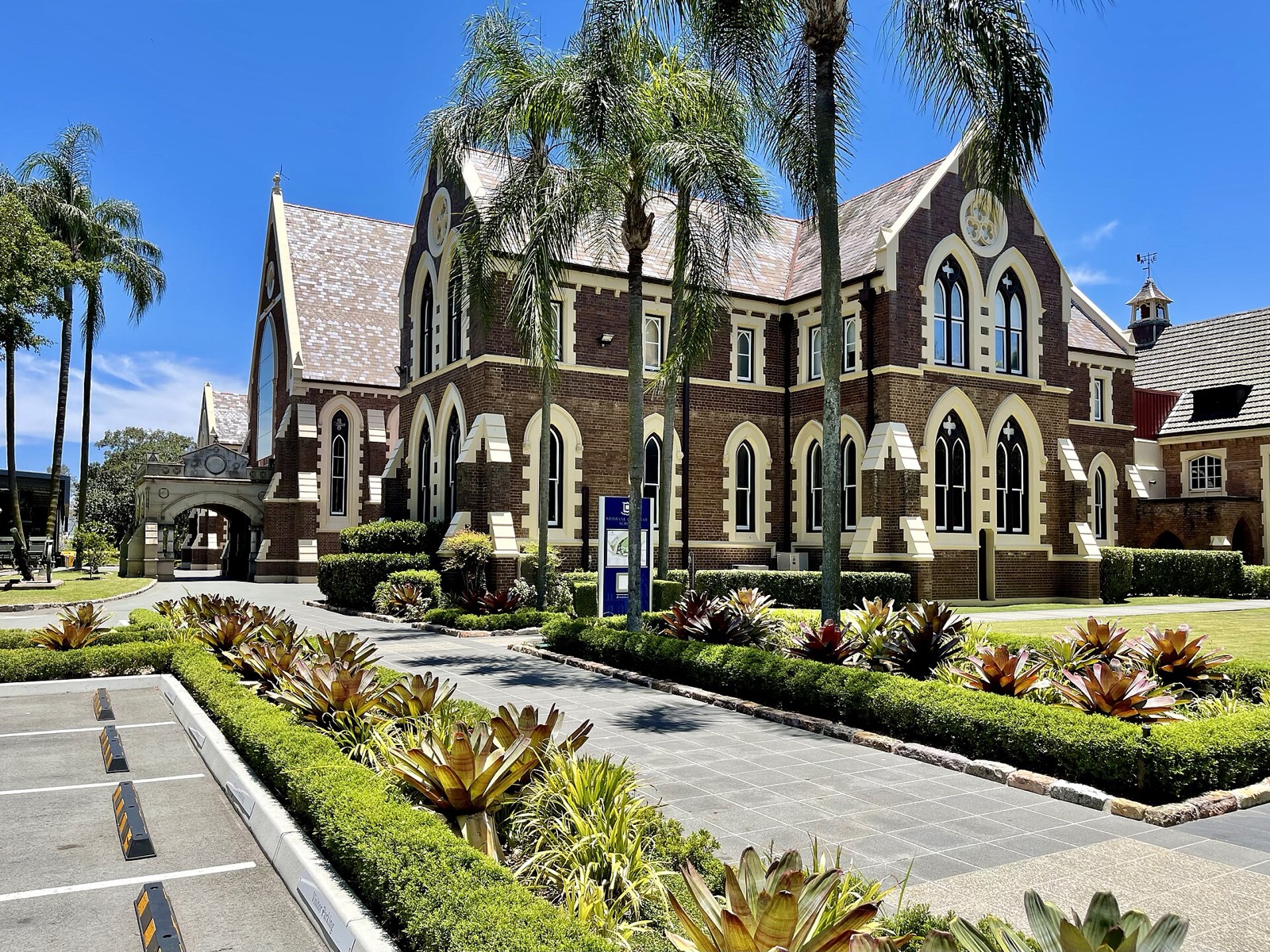 Colegio Theodoro Hertzl campus in Medellin