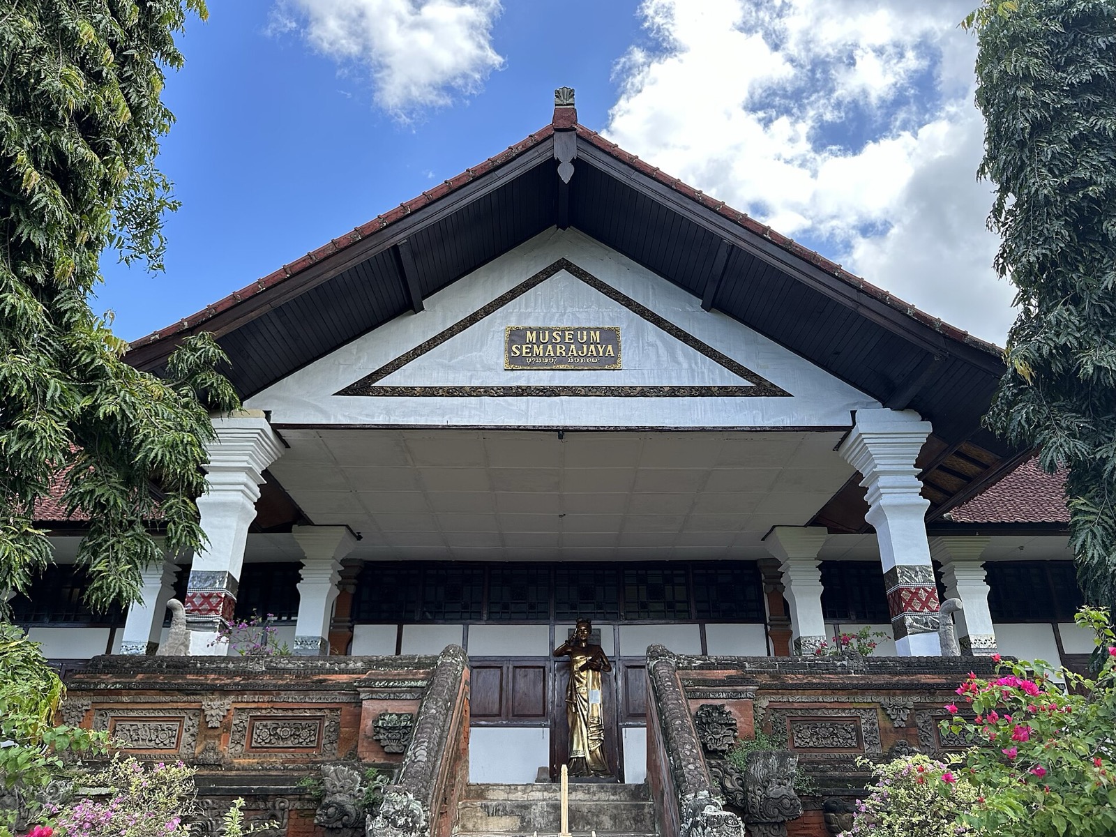 Instituto Tecnológico de Santo Domingo High School campus in Santo Domingo